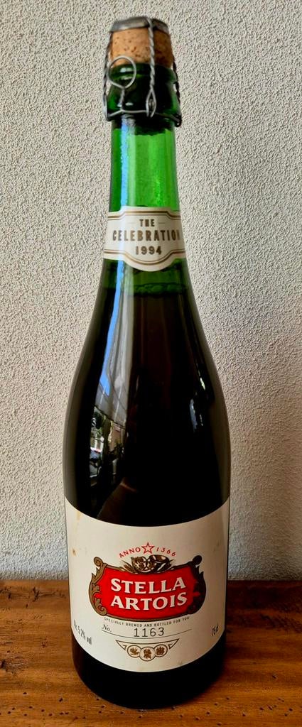 1994 speciale 0,75 ltr bier fles STELLA ARTOIS nr 1163, Verzamelen, Biermerken, Ophalen of Verzenden, Zo goed als nieuw, Flesje(s)