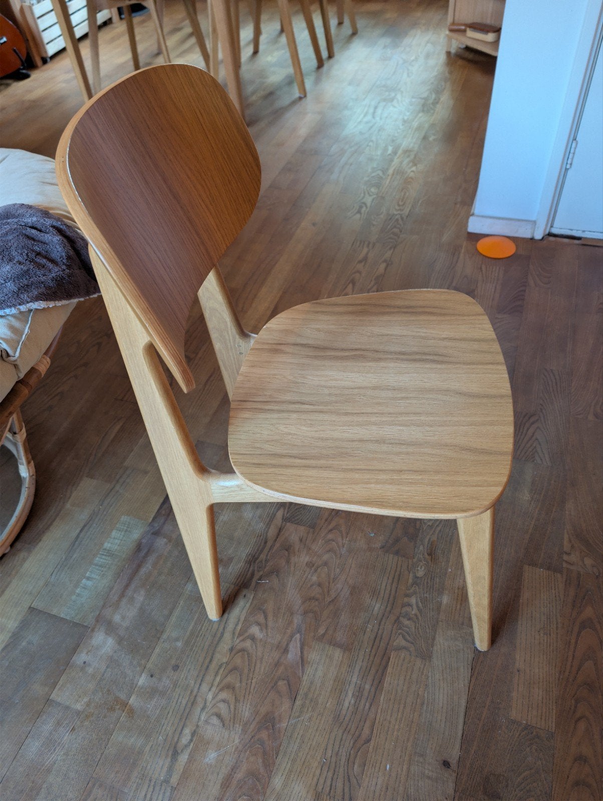 Sinni eetkamerstoel, gelakt eiken, Gebruikt, Ophalen of Verzenden, Eén, Hout