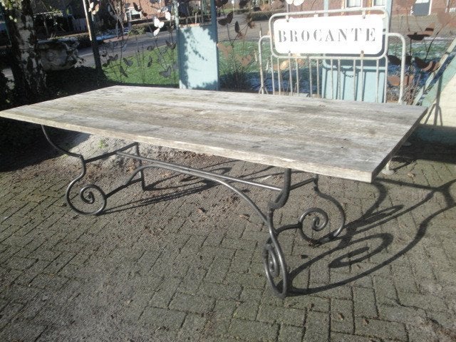 KOOPJE zware massieven tuintafel, Tuin en Terras, Ophalen, Gebruikt