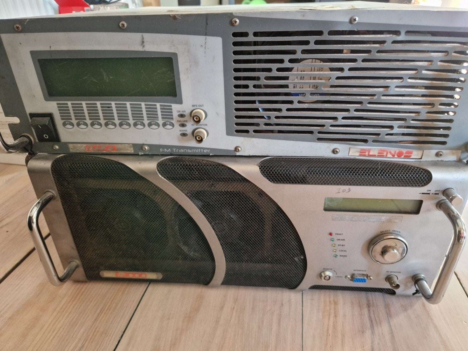 Elenos 3000 Te koop, Ophalen of Verzenden