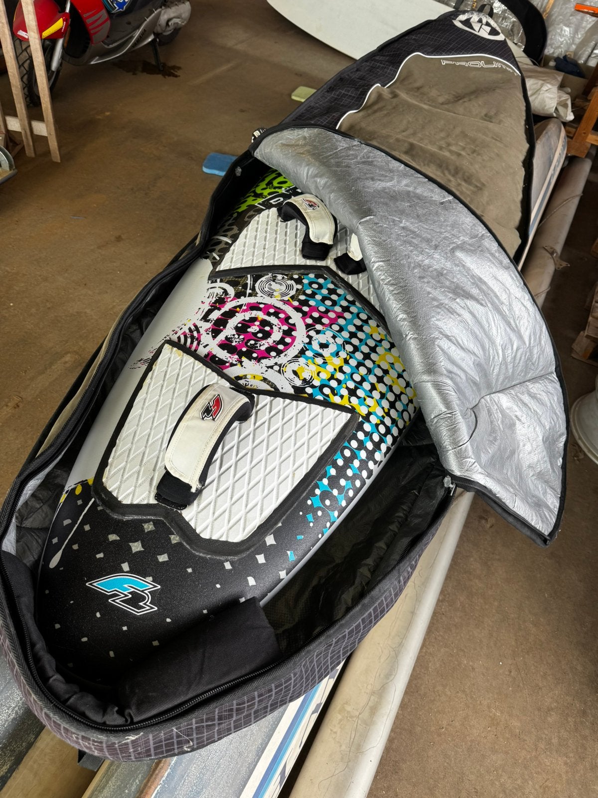 F2 Rebel 91, Watersport en Boten, Windsurfen, Ophalen, Gebruikt, 3.5 tot 5 m², Minder dan 250 cm