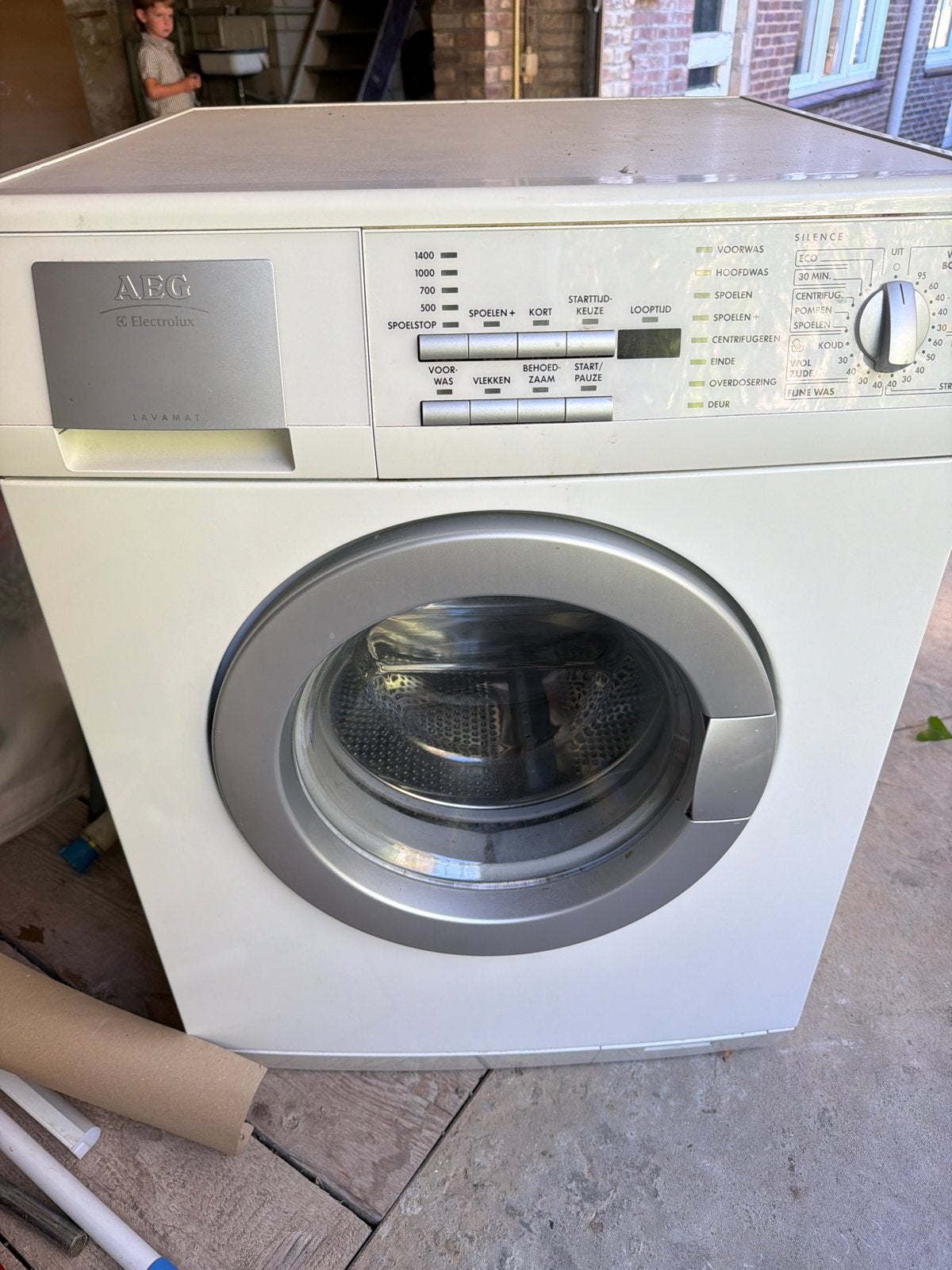 AEG Lavamat Wasmachine - Betrouwbaar en Efficiënt, Ophalen, 1200 tot 1600 toeren, Gebruikt, Voorlader