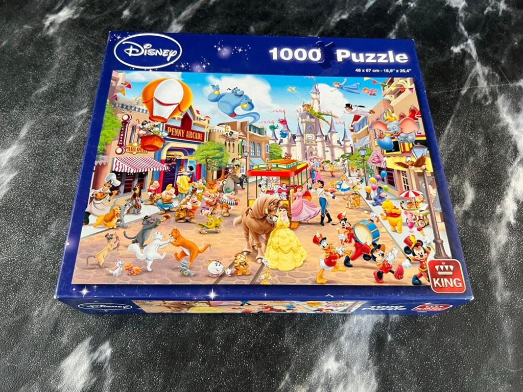 King disney puzzel 1000 stukjes Mainstreet, Ophalen of Verzenden, 500 t/m 1500 stukjes, Zo goed als nieuw