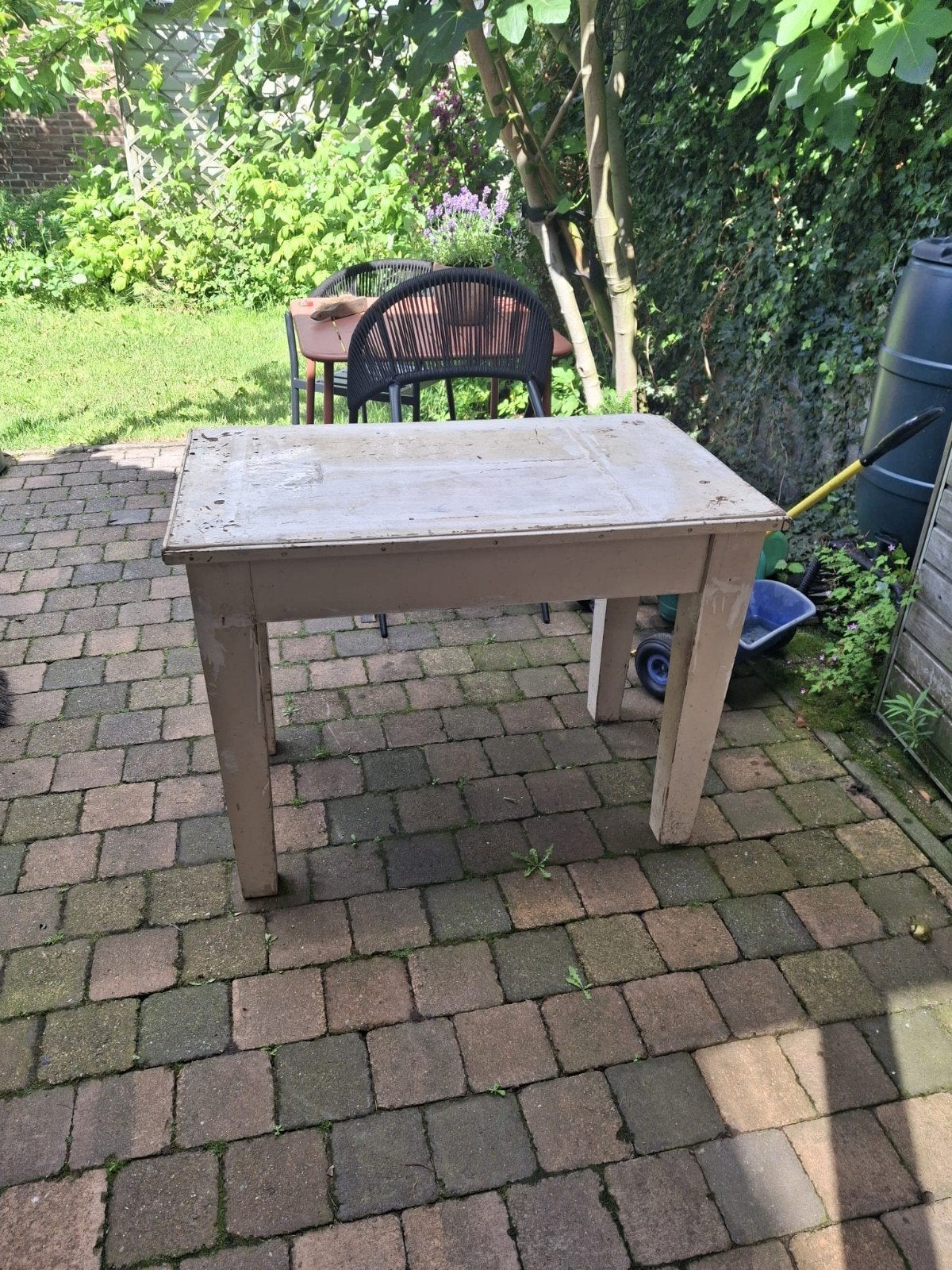 Massief houten tafel - Gratis af te halen, Huis en Inrichting, Tafels | Eettafels, Ophalen, Gebruikt, 100 tot 150 cm, Eikenhout