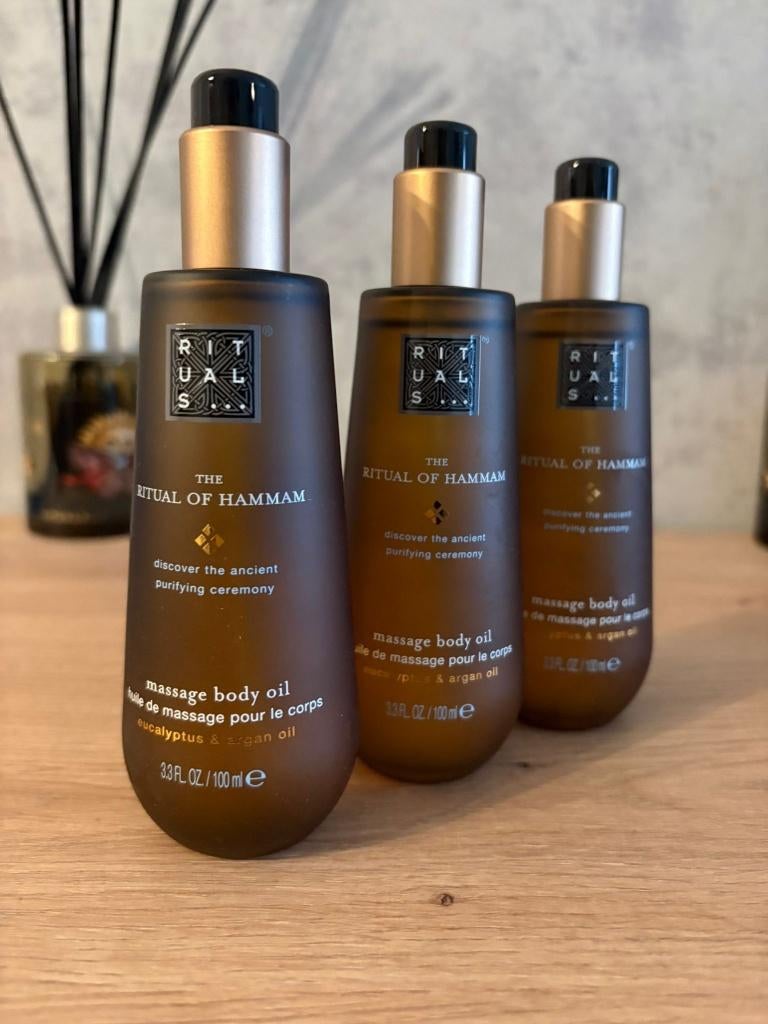 Nieuw Rituals Hammam massage body oil 100 ml, Ophalen of Verzenden, Nieuw, Bodylotion, Crème of Olie