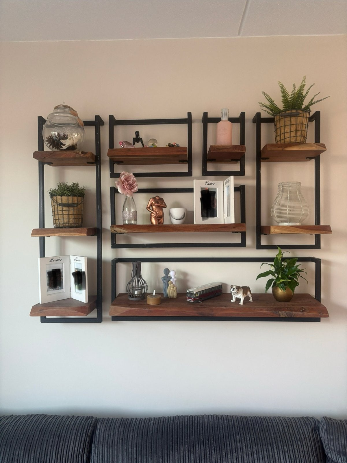 Wandplanken set van mango hout en metaal, Ophalen, Zo goed als nieuw