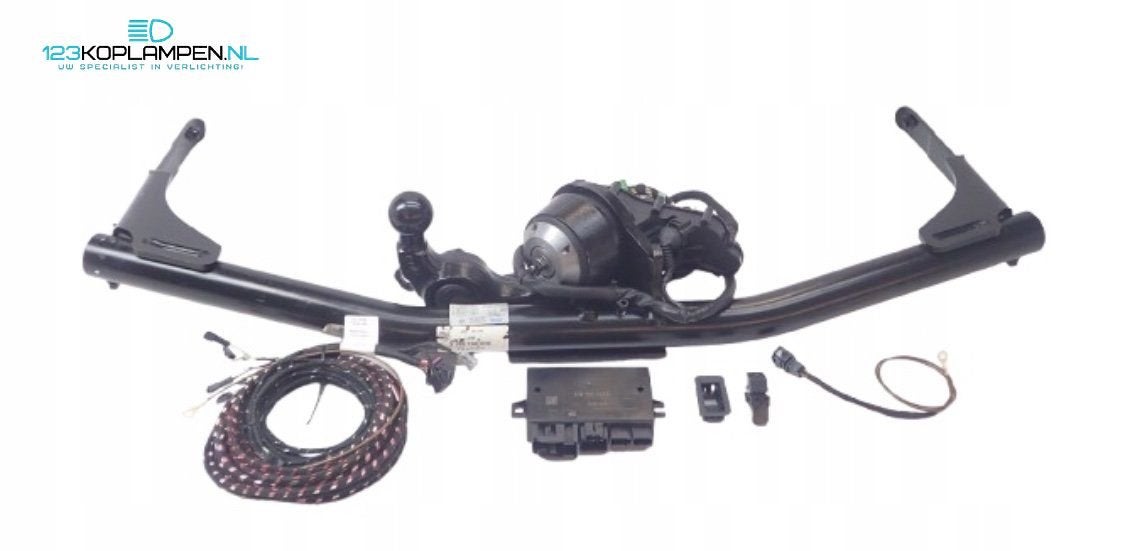 Trekhaak VW Passat B8 Variant compleet met module en kabelbo