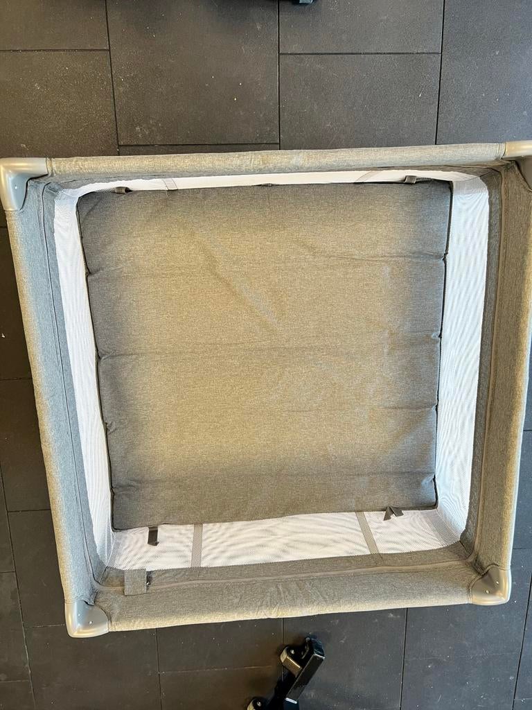 Prénatal Box met Boxkleed - Zo goed als nieuw zonder matras, Kinderen en Baby's, Boxen, Zo goed als nieuw, Rechthoekig, Boxkleed