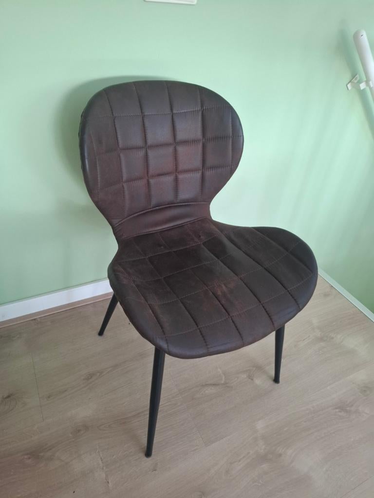 Eetkamelstoelen x4 (40 per stoel), Ophalen of Verzenden, Zo goed als nieuw, Bruin, Vijf, Zes of meer stoelen