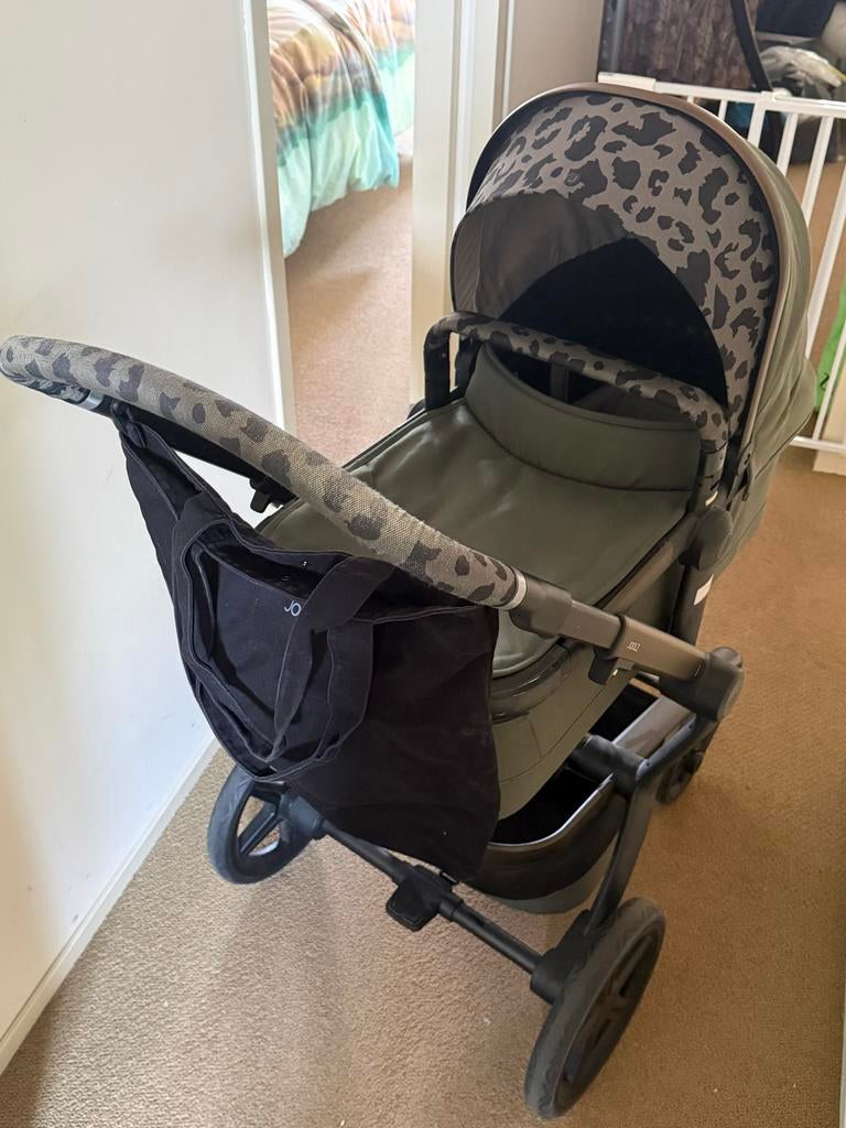 Joolz Day 3 kinderwagen met reiswieg - Leopard print, Gebruikt, Ophalen of Verzenden, Met reiswieg, Kinderwagen