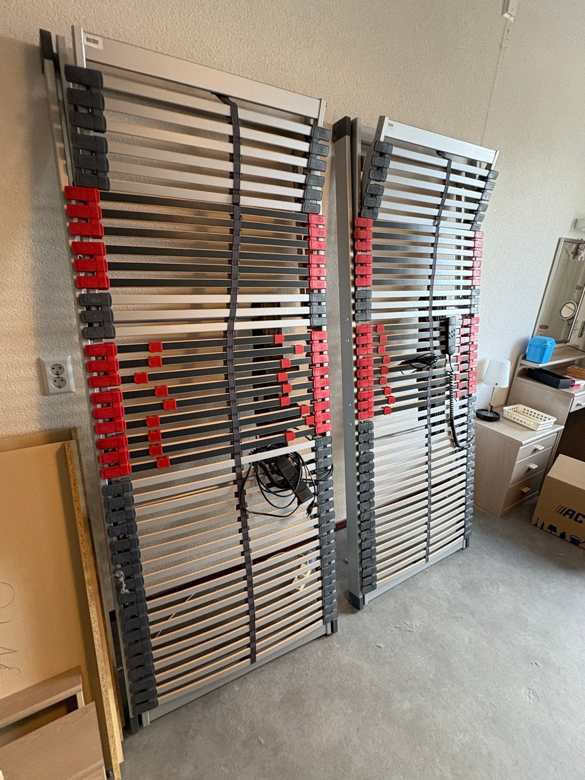 2x Elektrisch verstelbare lattenbodem 80x200 cm, Ophalen, Eenpersoons, 80 cm, 200 cm