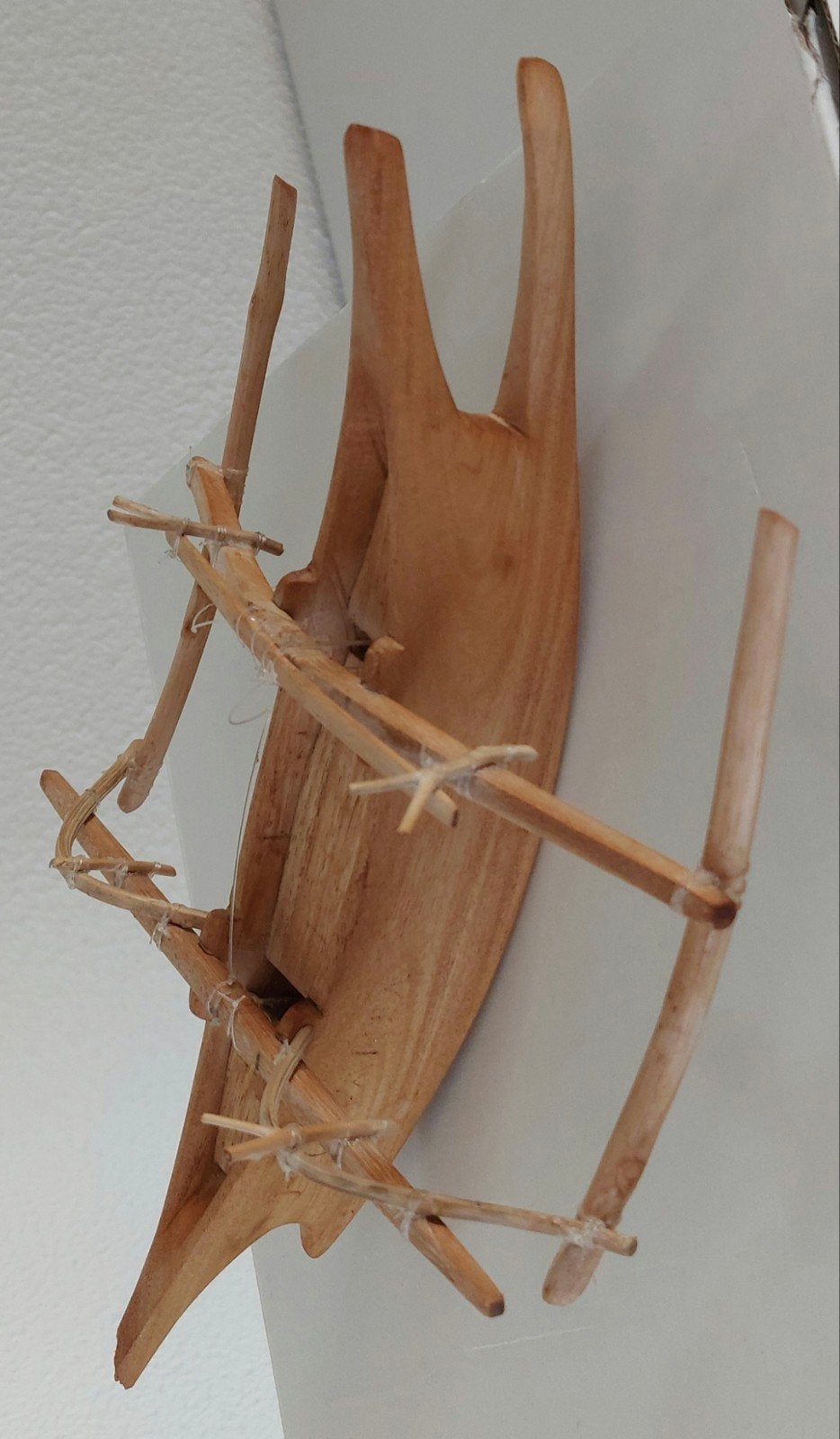 Leuke Indonesisch traditionele
kleine bootje houtsnijwerk, Ophalen of Verzenden, Hout