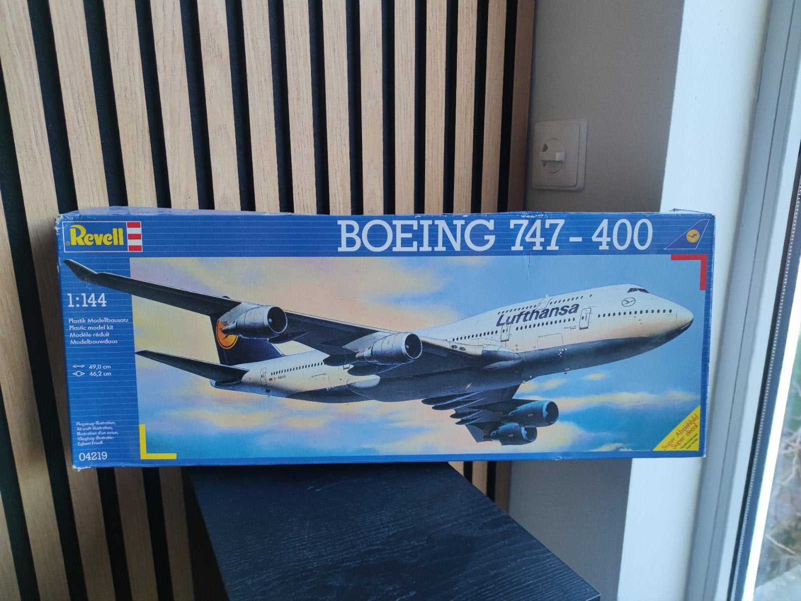 Revell Boeing 747-400 Lufthansa Modelbouwkit 1:144, Ophalen, 1:144 tot 1:200, Revell, Nieuw