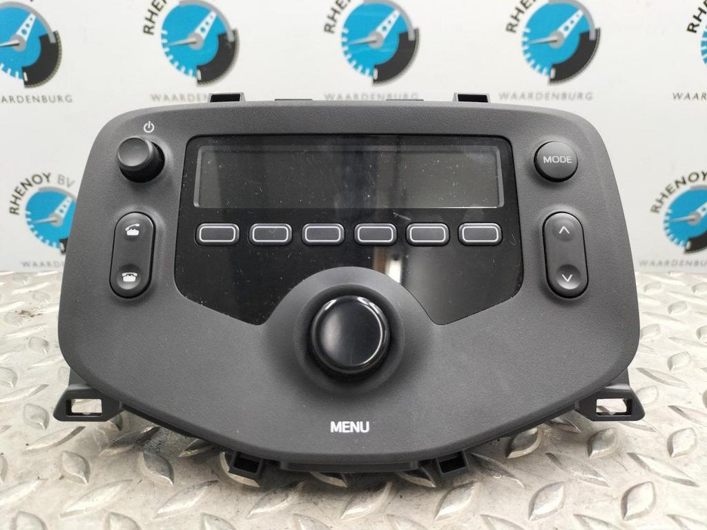 TOYOTA AYGO 1.0 VVT-i x-fun RADIO 2021, Ophalen of Verzenden, Gebruikt, Stiba lid
