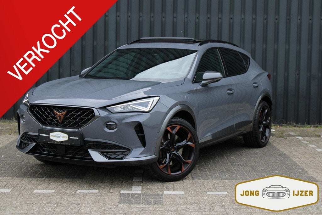CUPRA Formentor 1.4 e-Hybrid VZ Copper PANO SFEER CAMERA, Auto's, Cupra, Gebruikt, 4 cilinders, Formentor, Hybride Elektrisch/Benzine