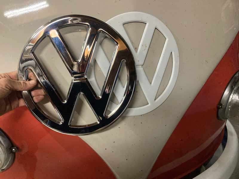 Embleem  VW  T1, Ophalen of Verzenden, Gebruikt, Volkswagen