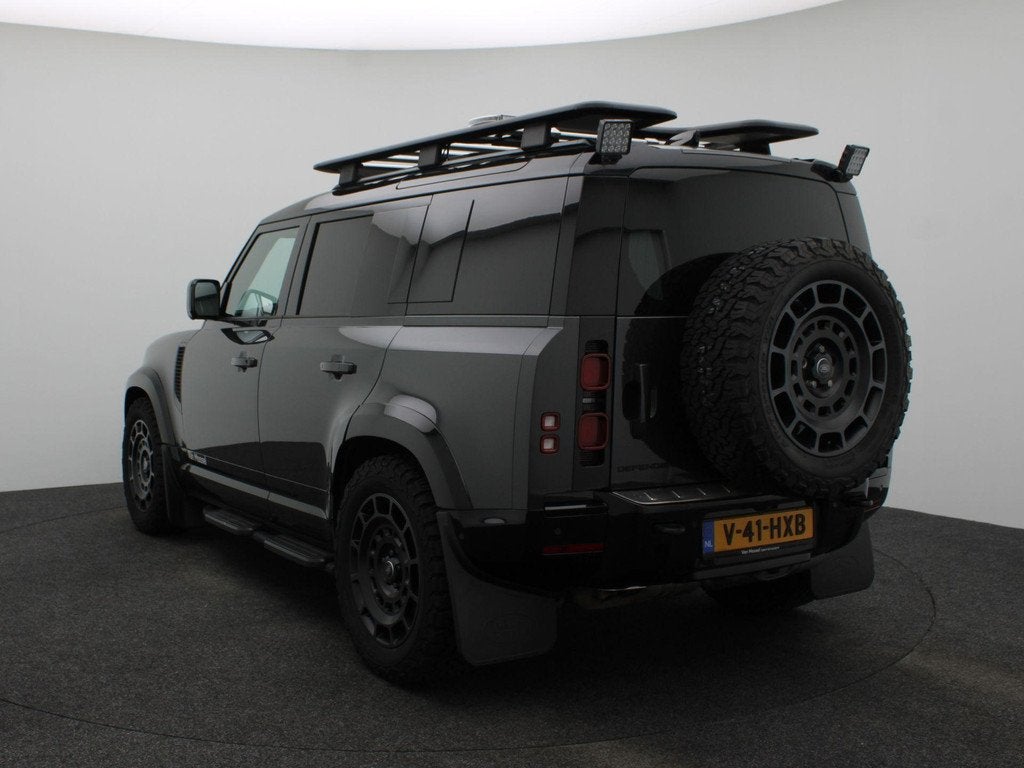 Land Rover Defender 3.0 D300 110 MHEV X-Dynamic HSE | Grijs, Auto's, Land Rover, Automaat, 12 maanden, Euro 6, 2358 kg