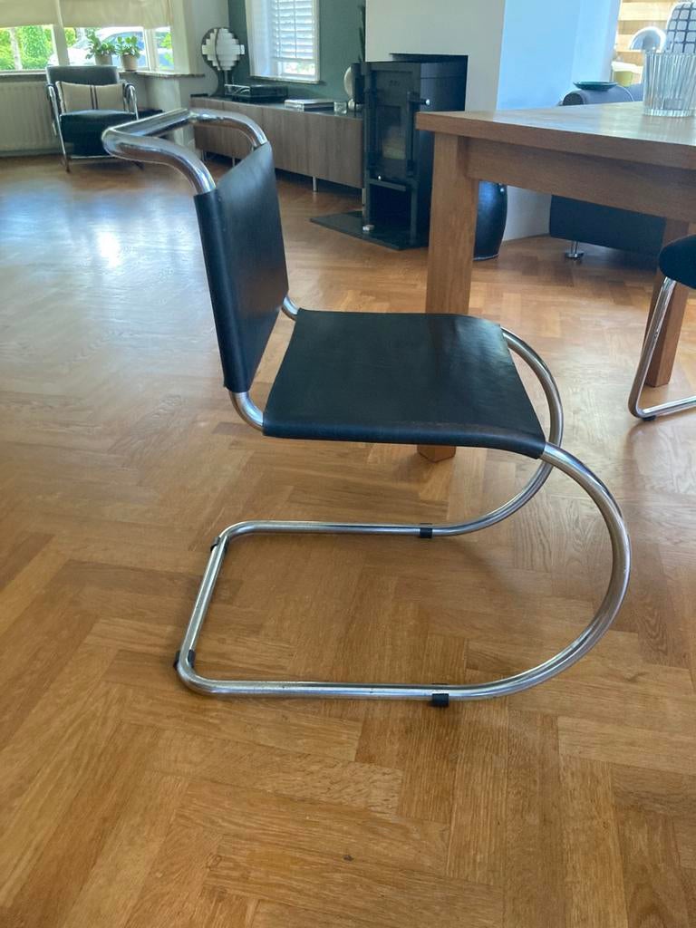 MR10 Mies van der Rohe buisframe stoel vintage, Ophalen, Gebruikt, Zwart, Bauhaus buisframe