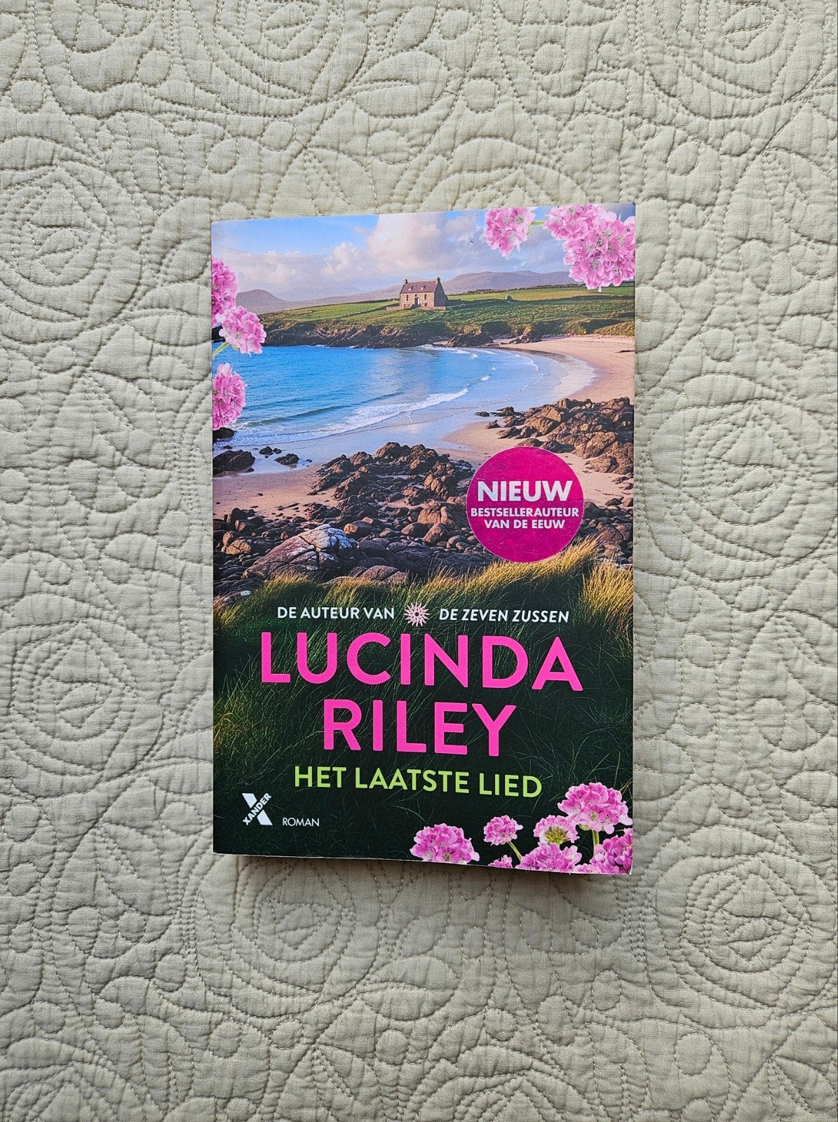 Het laatste lied - Lucinda Riley, Ophalen of Verzenden, Zo goed als nieuw, Lucinda Riley
