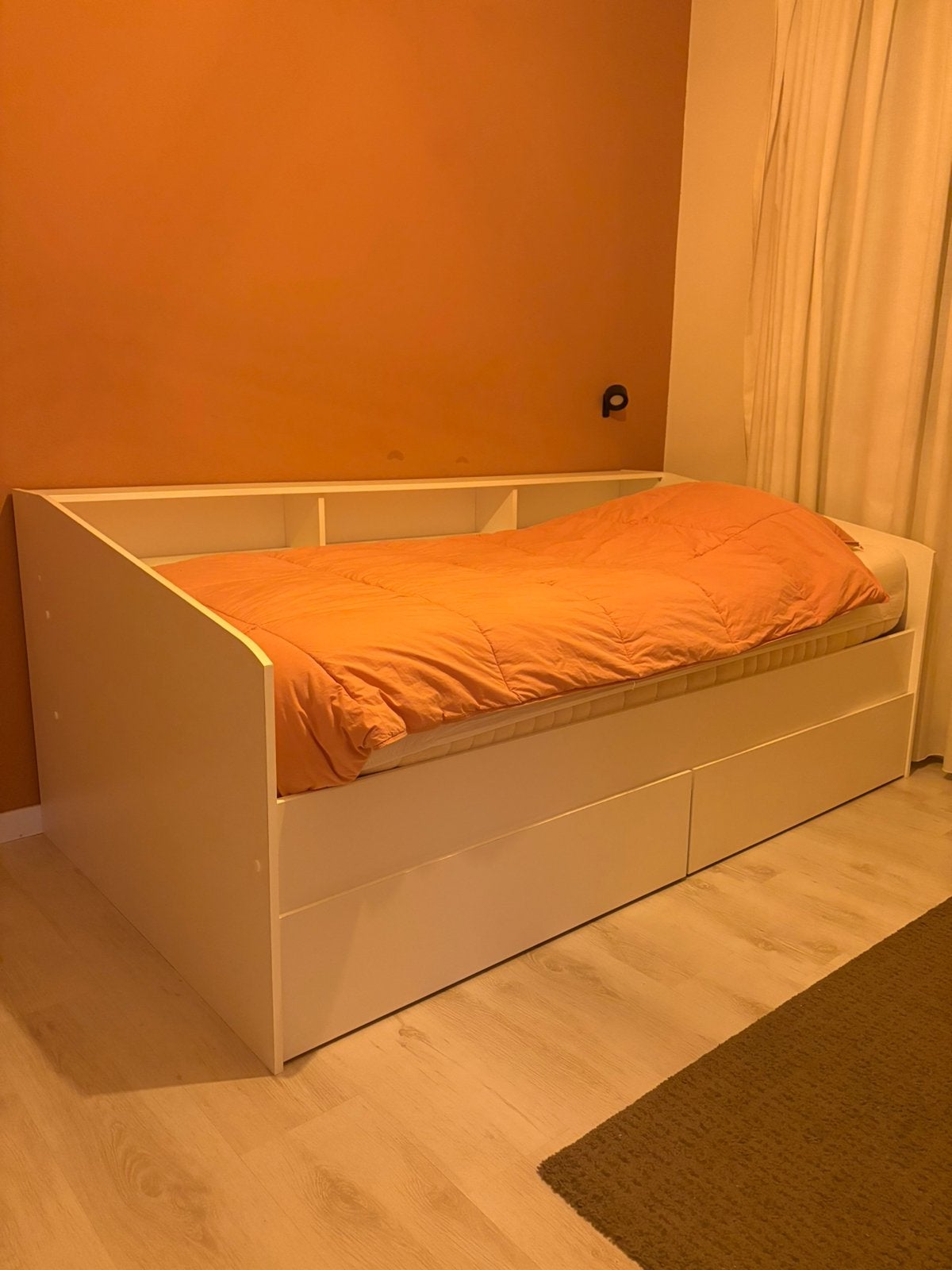 Eenpersoonsbed, Huis en Inrichting, Slaapkamer | Bedden, Ophalen, 90 cm, Eenpersoons, Wit
