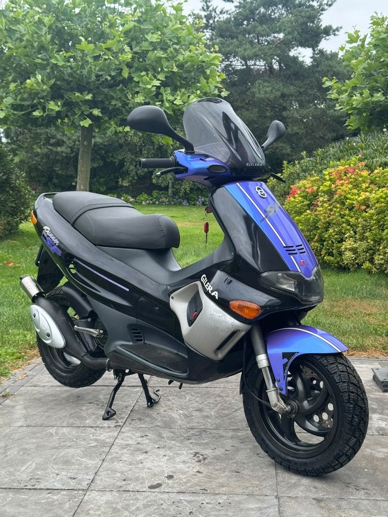 ⭐️Gilera runner violet paars glans zwart 50cc 2 takt ⭐️