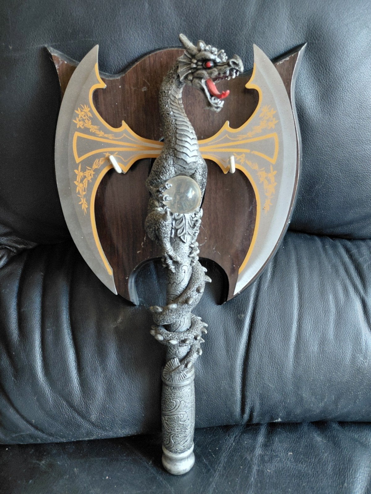 Decoratieve Drakenbijl met Wandhouder - Fantasy Decoratie, Ophalen of Verzenden, Zo goed als nieuw