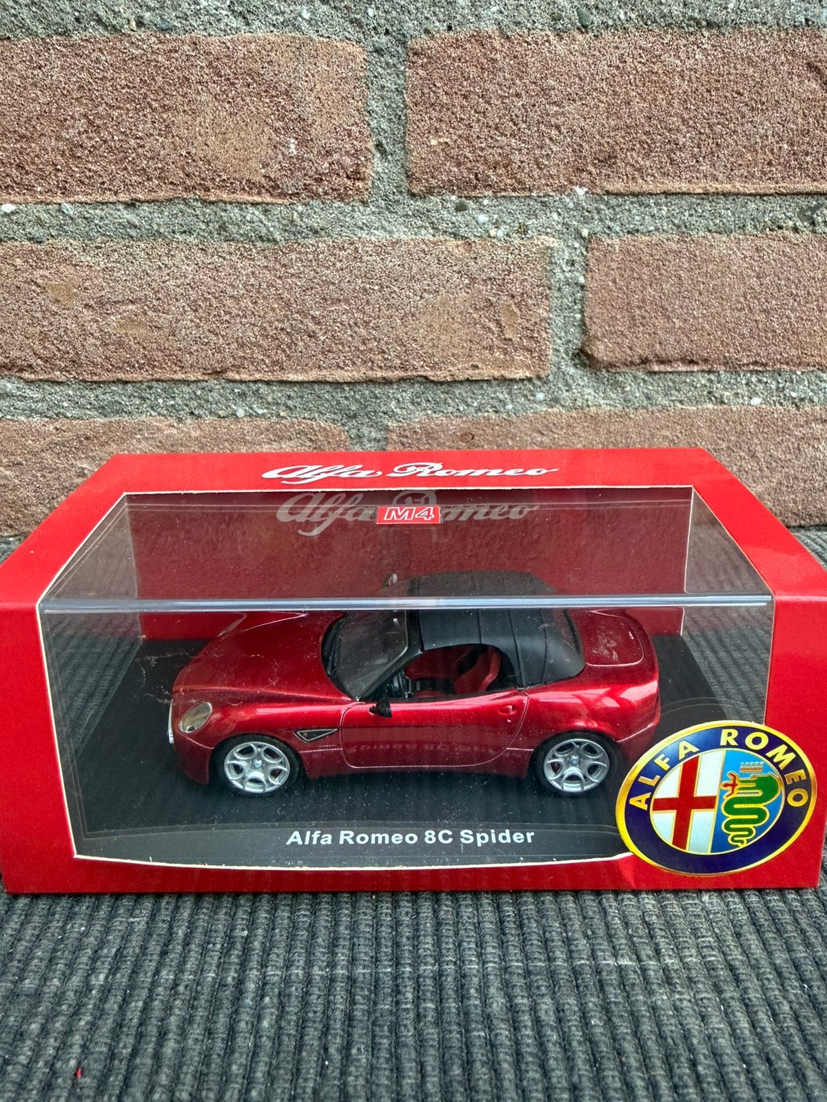 1:43 M4 Alfa Romeo 8C spider+top ** zeldzaam **, Ophalen of Verzenden, Zo goed als nieuw, Auto