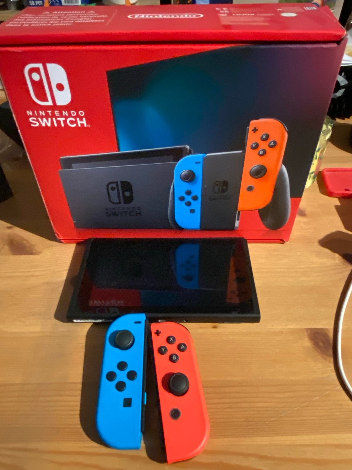 Nintendo Switch met Joy-Cons en originele doos, Spelcomputers en Games, Ophalen, Met 2 controllers, Zo goed als nieuw, Switch Original