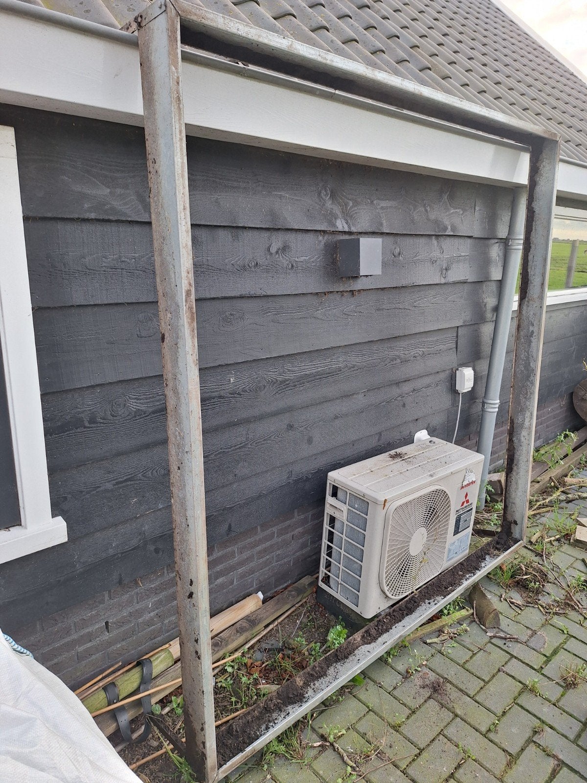 Tuinkas 2x2 meter met dakraam en fundatie, Ophalen, Gebruikt, Kweekkas, Glas