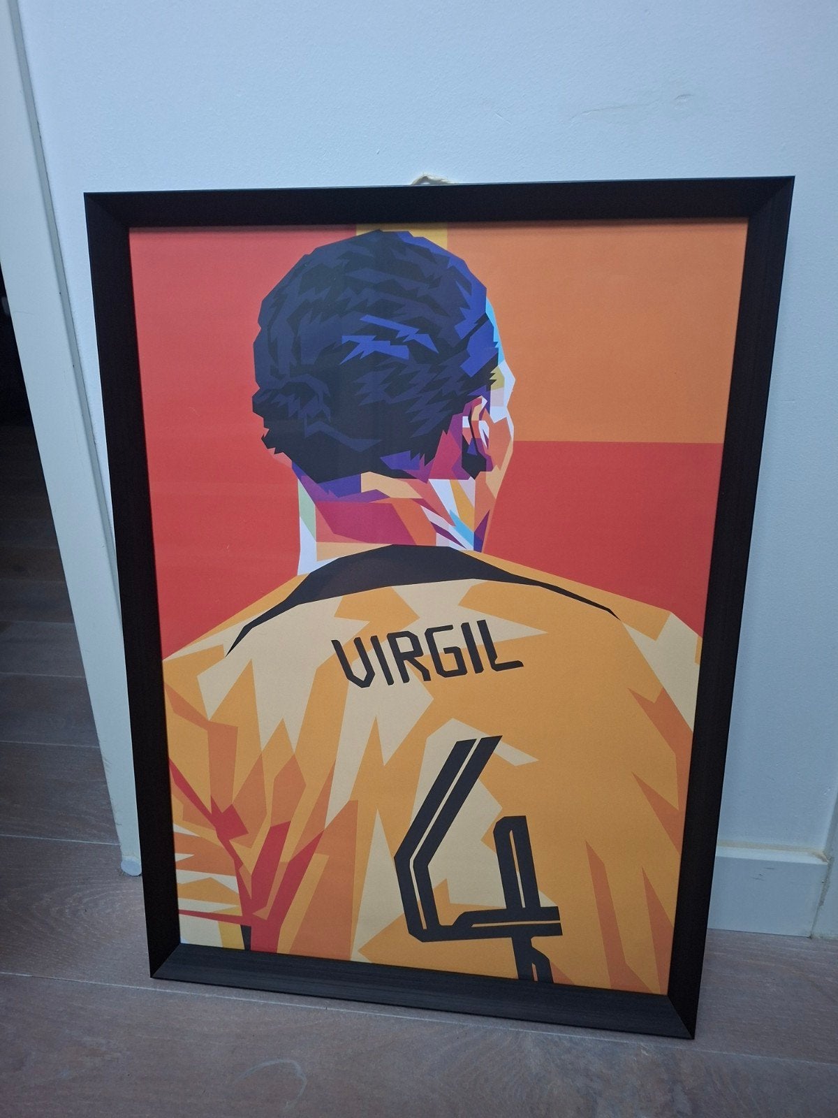 Ingelijste poster Virgil van Dijk - Voetbal kunst, Ophalen of Verzenden
