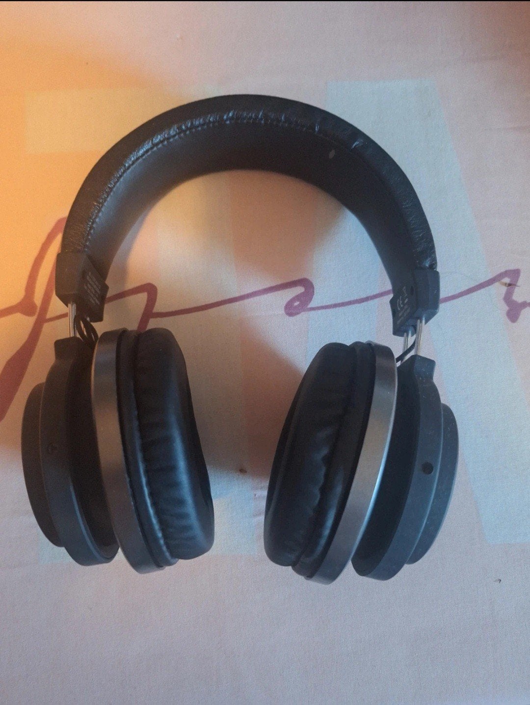 Zwarte Over-ear Koptelefoon - Comfortabel en Stijlvol, Audio, Tv en Foto, Koptelefoons, Overige merken, Draadloos, Ophalen of Verzenden
