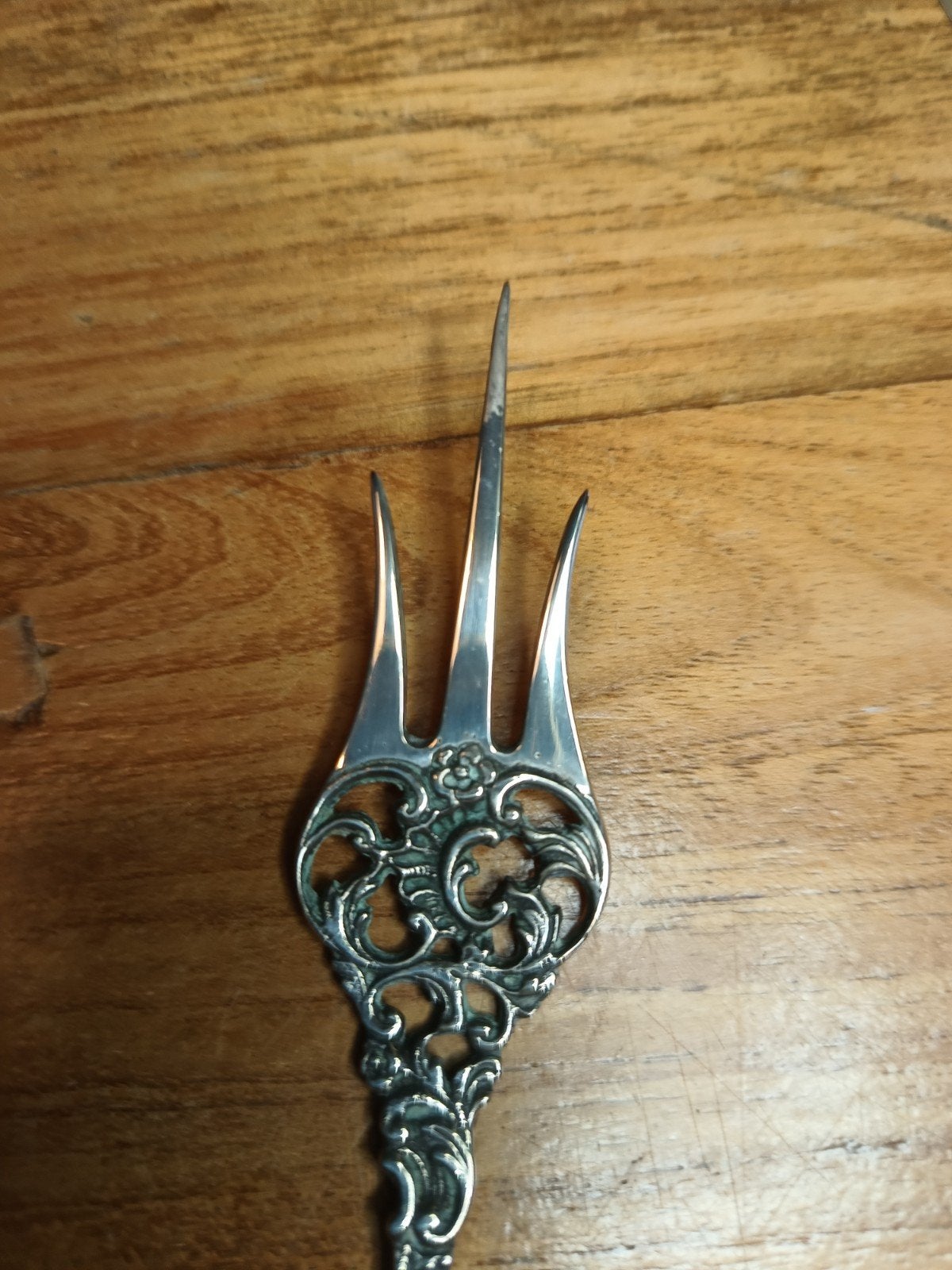 cakeprikker of rozen vork rococo Steel zilver met mertekens, Ophalen of Verzenden