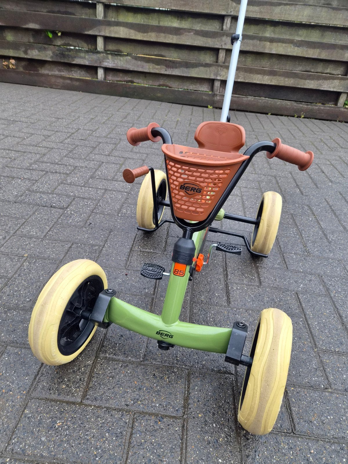 BERG Buzzy 2-in-1 Retro Skelter - Groen - incl. duwstang, Ophalen, Gebruikt, Trapvoertuig