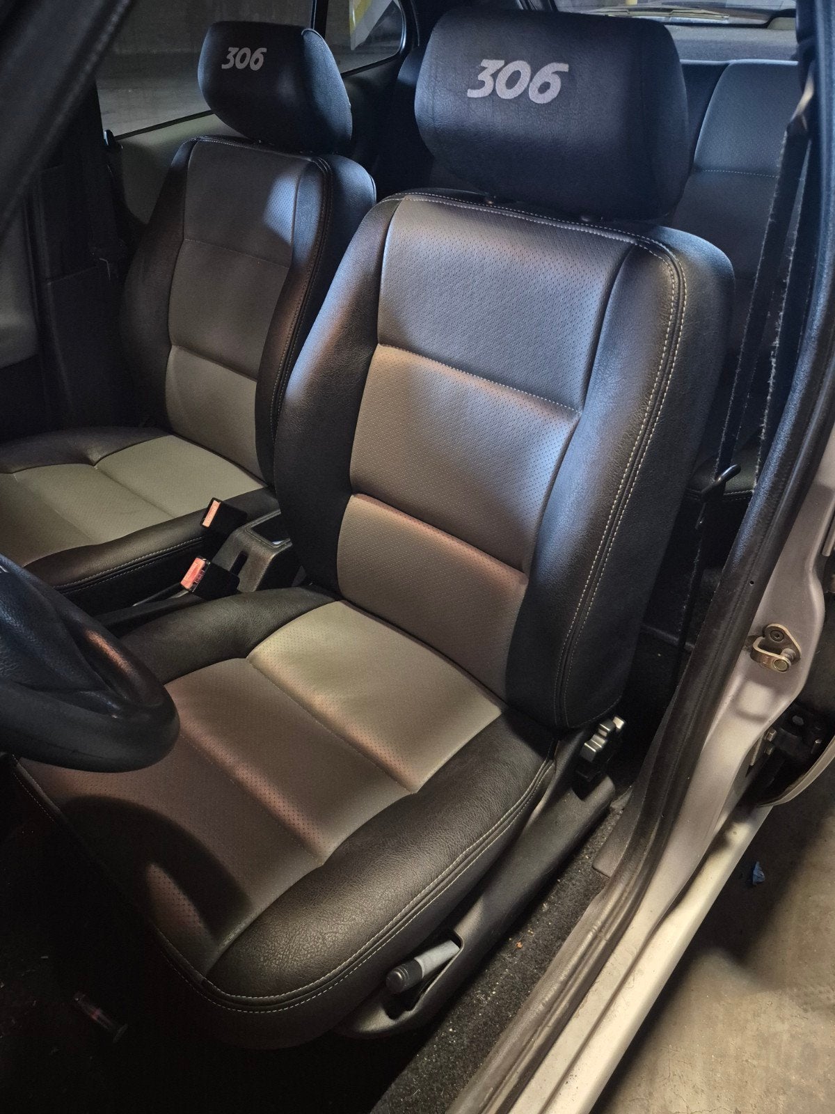 Peugeot 306 5-deurs interieur met deurpanelen, Auto-onderdelen, Interieur en Bekleding, Ophalen, Gebruikt, Contact@peugeot.com