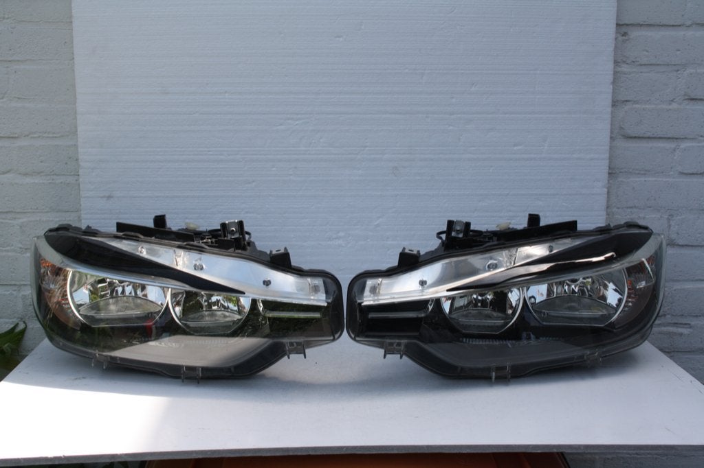 Koplamp set BMW F30 F31 Halogeen + LED + 'boos'kijkers 2016, Ophalen of Verzenden