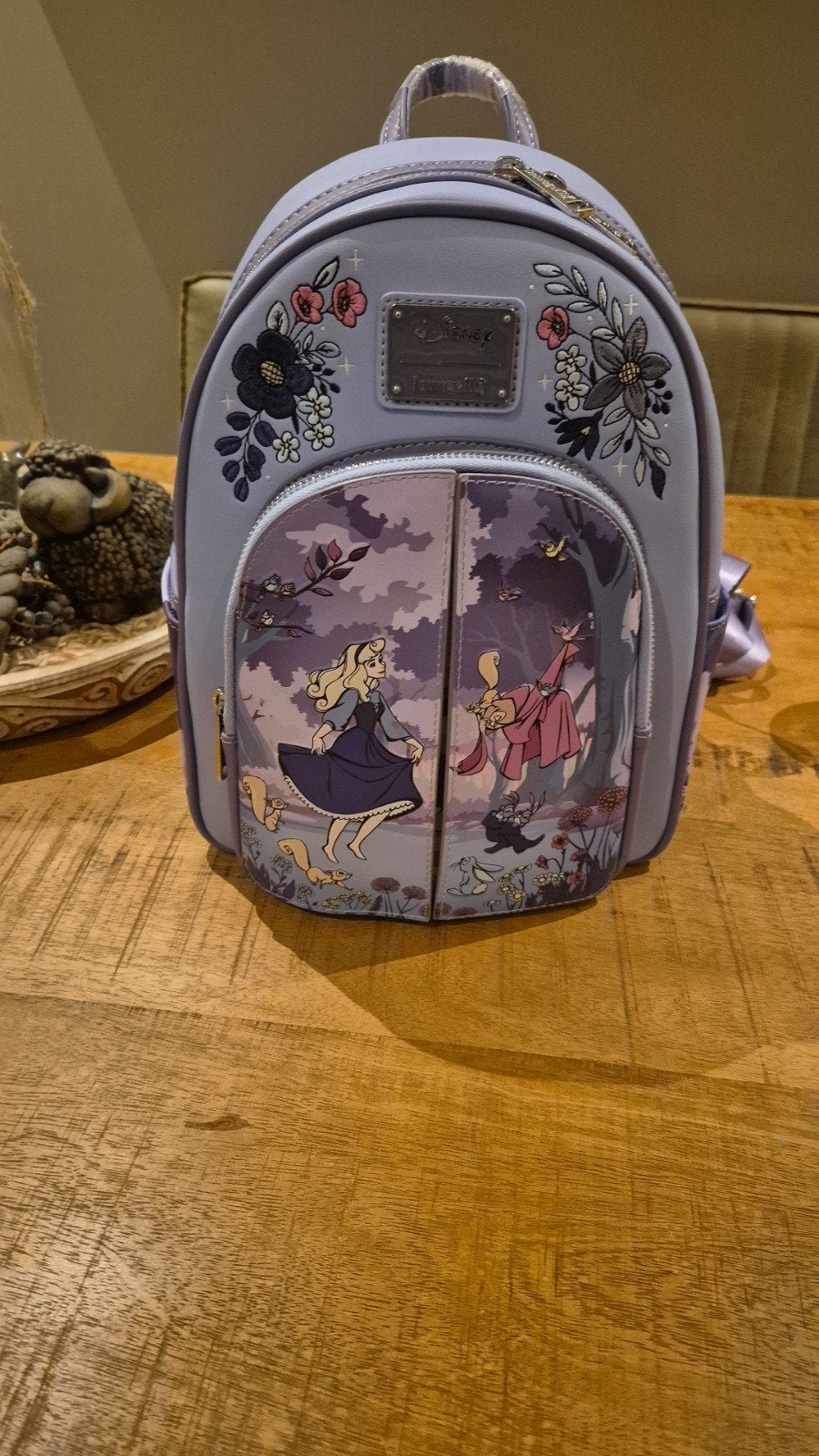 Disney Loungefly Doornroosje Mini Rugzak, Sieraden, Tassen en Uiterlijk, Tassen | Rugtassen, Minder dan 30 cm, Disney of Dora