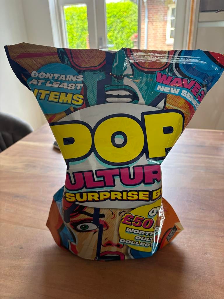 Pop Cultur Surprise Bag met Funko Pop en meer, Hobby en Vrije tijd, Gezelschapsspellen | Kaartspellen, Ophalen of Verzenden, Zo goed als nieuw