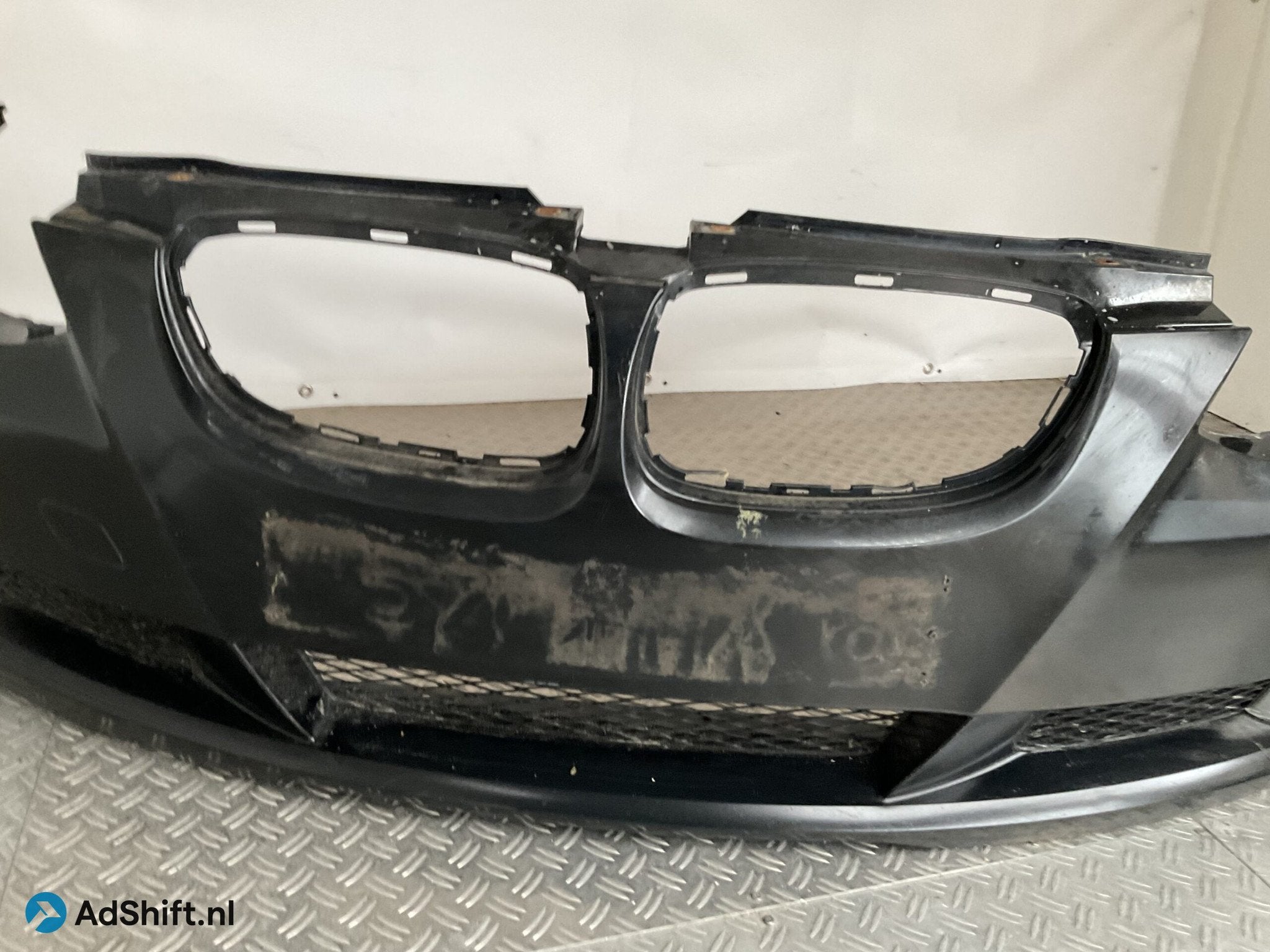 Bumper BMW 3 Serie E92 E93 kls 15857711 Voorbumper K2-17612z, Bumper