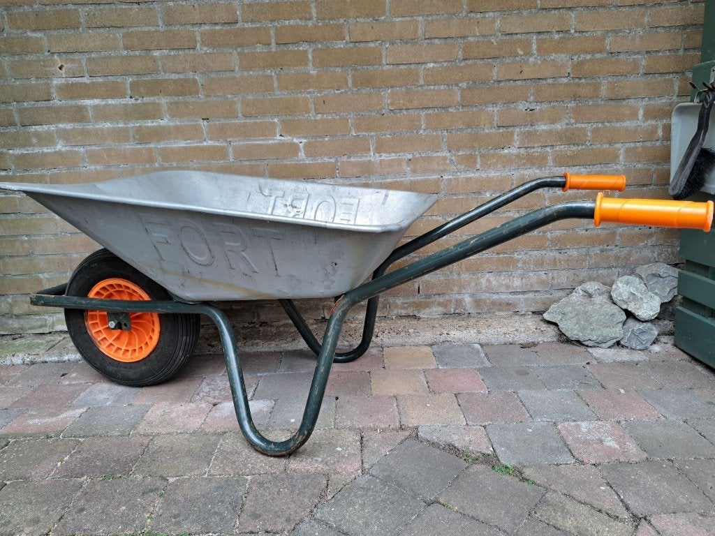 Fort kruiwagen (met lekke band), Tuin en Terras, Ophalen, Handmatig, FORT, Gebruikt