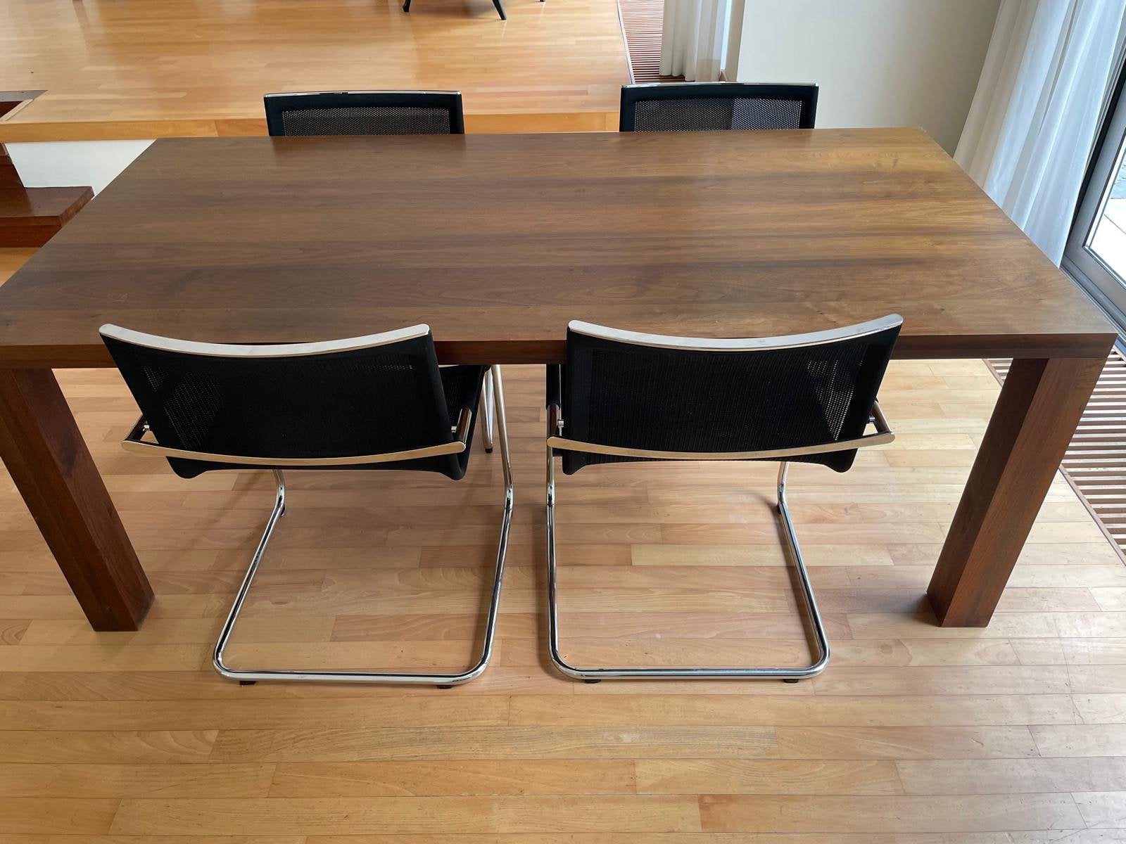 Eethoek plus 4 stoelen Bert Plantagie, Modern en strak, 200 cm of meer, 50 tot 100 cm, Zo goed als nieuw
