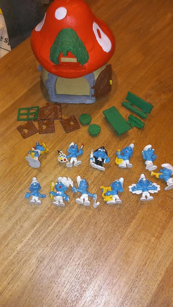 SMURFEN  met een huisje, Ophalen, Gebruikt, Jongen of Meisje