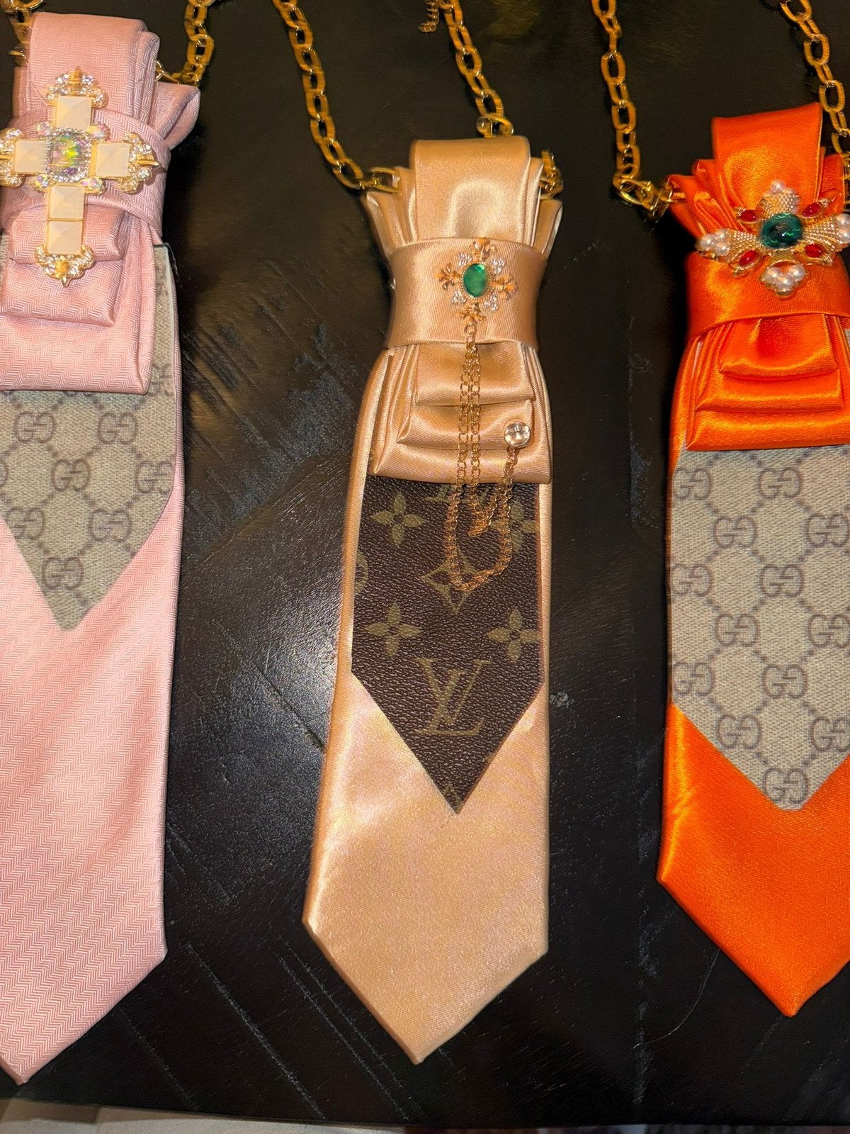 Stropdas ketting, Kleding | Dames, Gelegenheidskleding, Ophalen of Verzenden, Nieuw, Meerkleurig, Overige typen