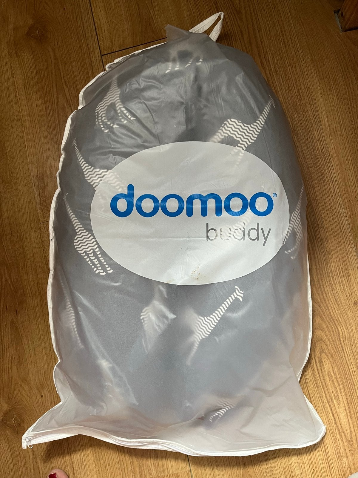 Doomoo Buddy voedingskussen met giraffenprint, Ophalen of Verzenden, Gebruikt