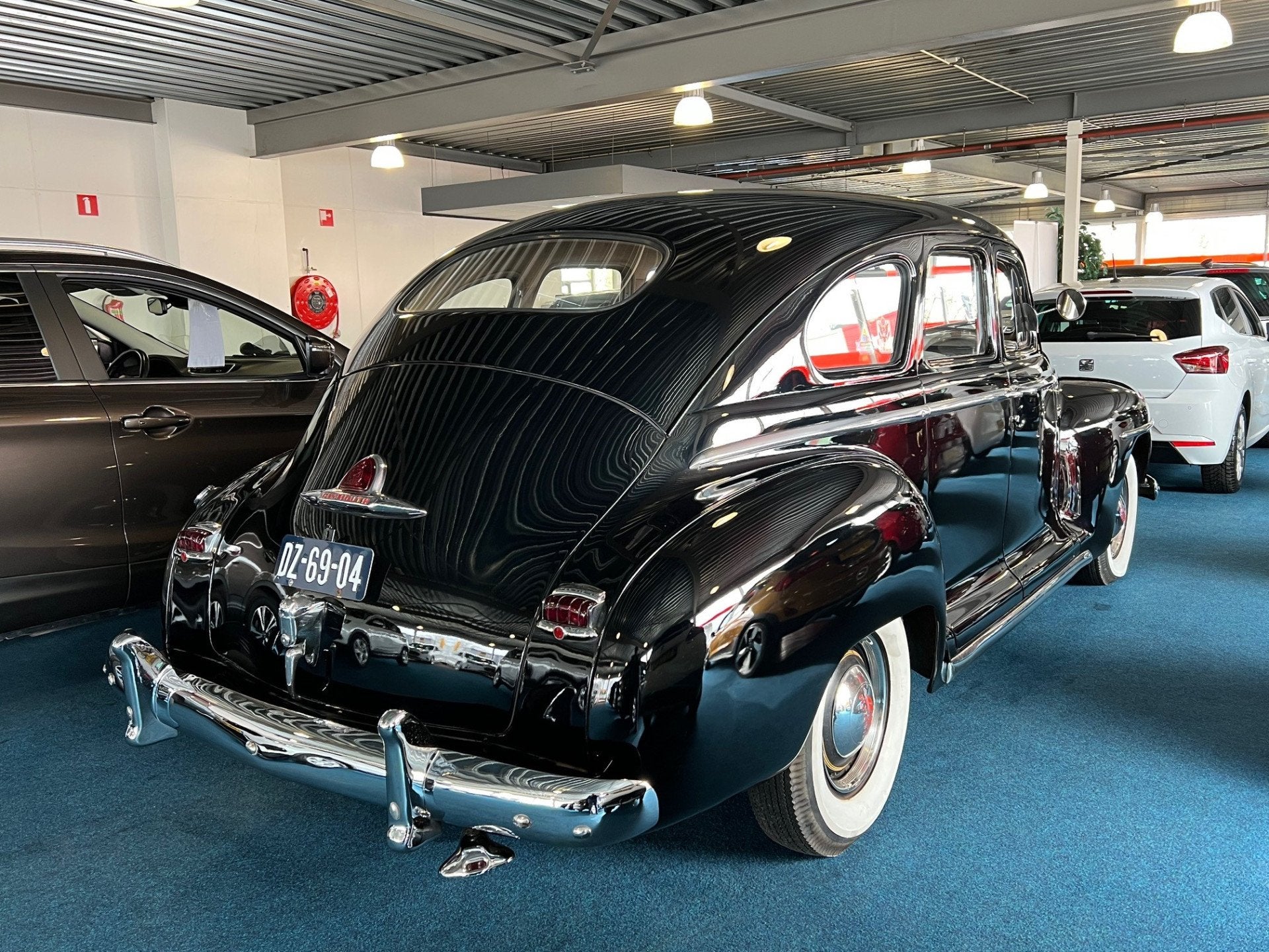 Plymouth P15 Special DeLuxe Bijzonder nette auto! (bj 1949), Beige, Zwart, Handgeschakeld, 6 stoelen