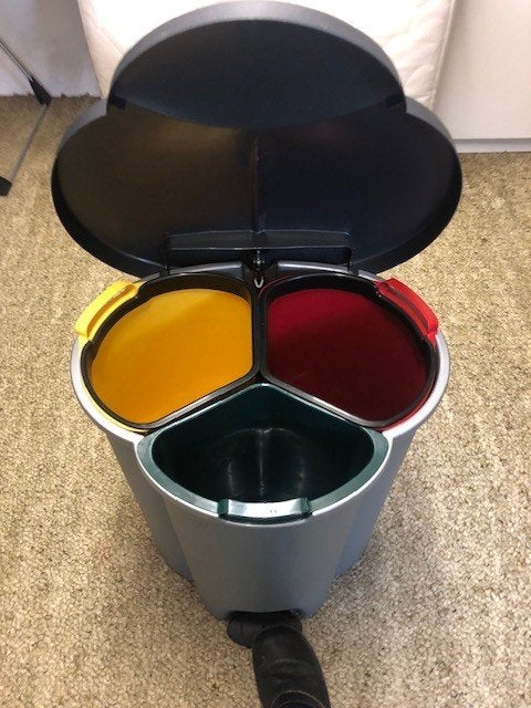 Curver Trio pedaalemmer (40 liter),, Ophalen, 50 – 75, Kunststof, 40 liter of meer
