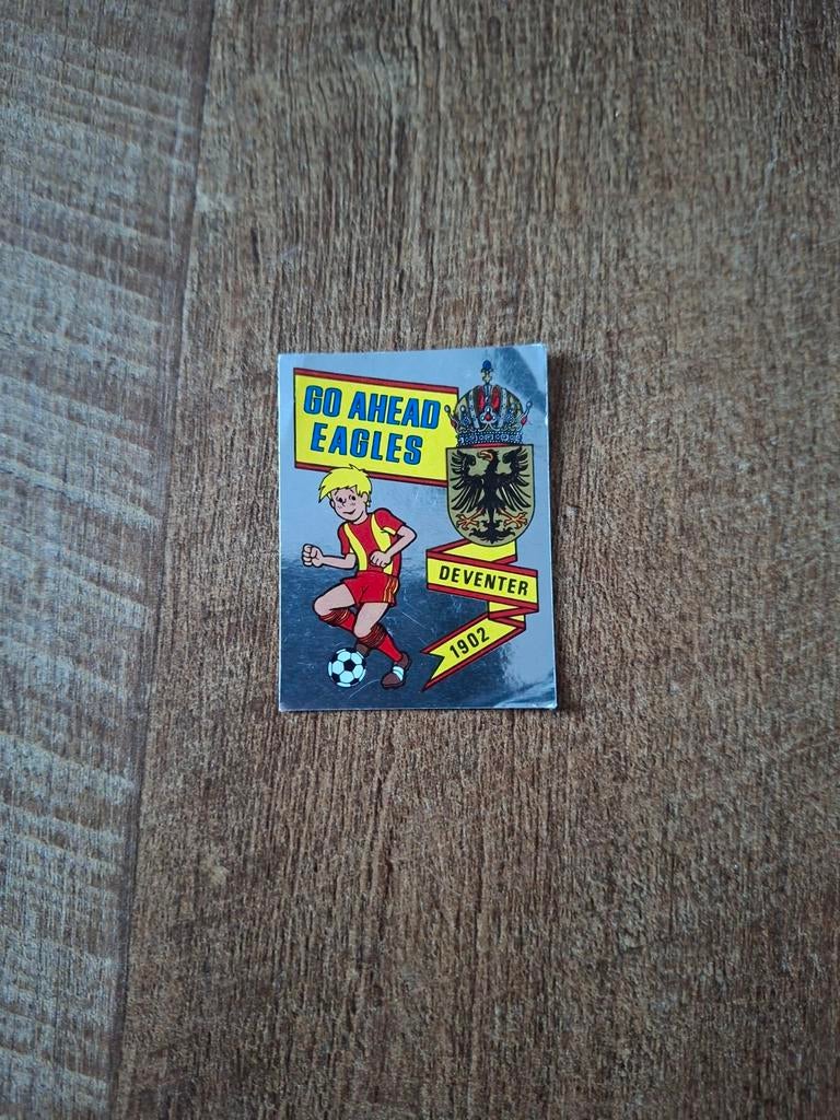 Panini Voetbal 81 Embleem Go Ahead Eagles nr 91, Verzamelen, Ophalen of Verzenden, Zo goed als nieuw, Overige binnenlandse clubs