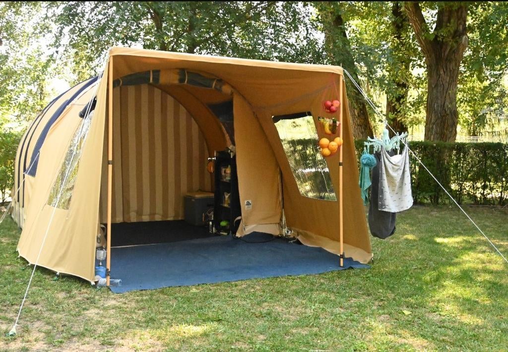 Karsten 2800 tunneltent uit 2020 met extra's, Caravans en Kamperen, Ophalen, Zo goed als nieuw