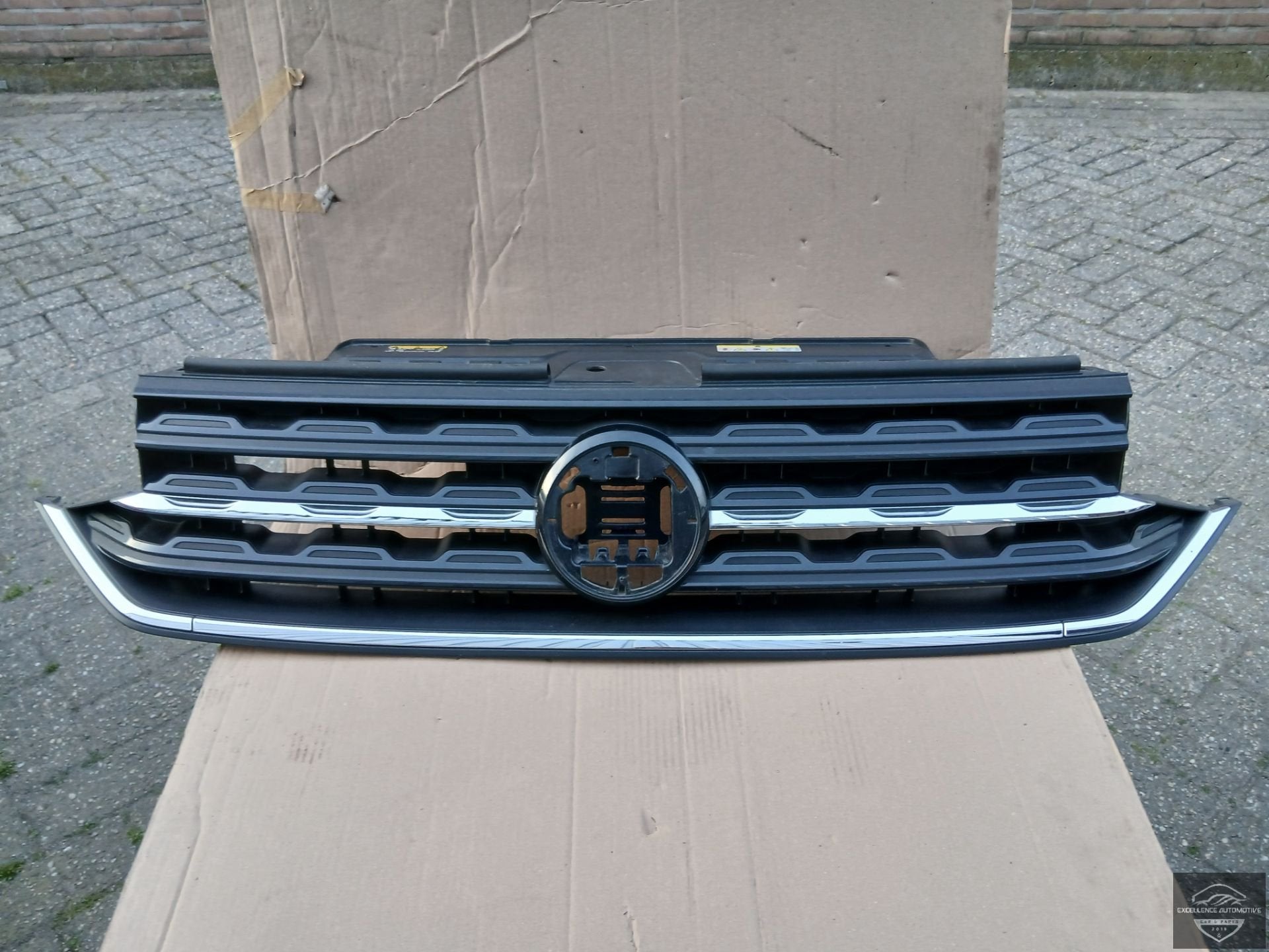 VW T-Cross 2018-2023 Grille Grill Origineel! 2GM853653, Gebruikt, Volkswagen, Volkswagen AG, Berliner Ring 2
38440  Wolfsburg, DE