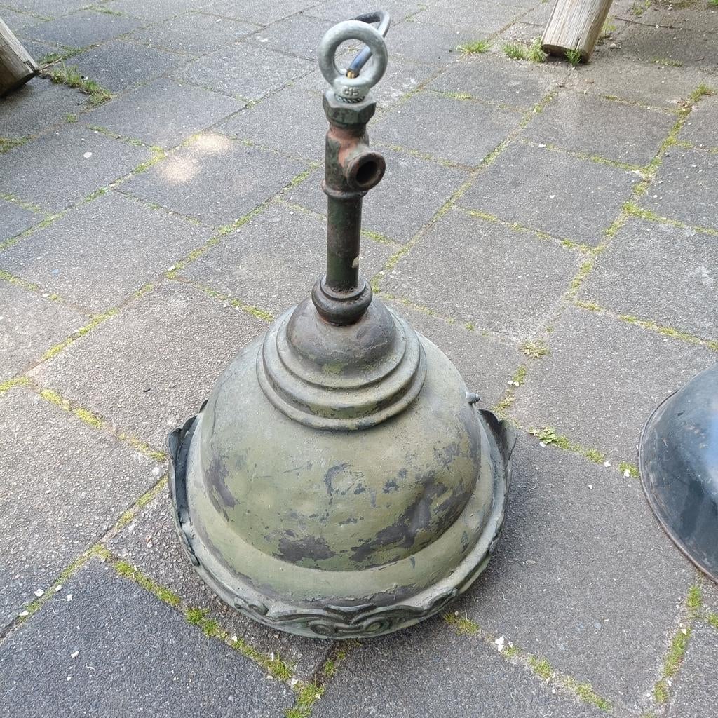 Antieke gietijzeren lantaarn op, Ophalen of Verzenden