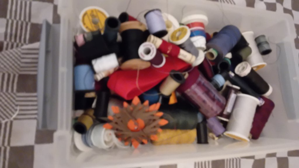 Naaigaren div klosjes en kleuren, Ophalen of Verzenden, Zo goed als nieuw, Garen of Naald(en)